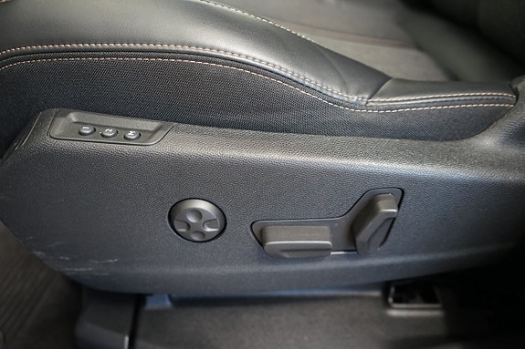 Peugeot 3008 8 of 14