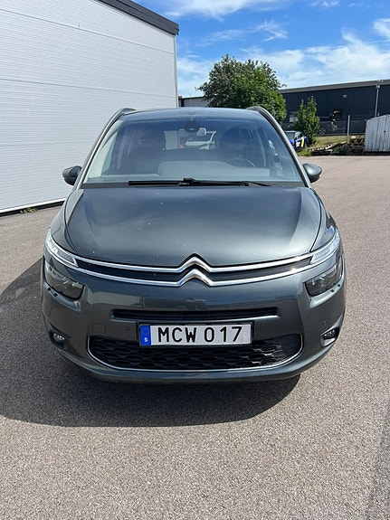 Citroen Grand C4 Picasso 2 of 7