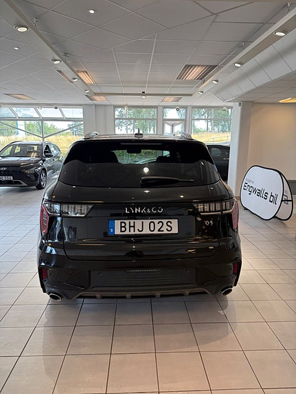 Lynk & Co 01 6 of 19