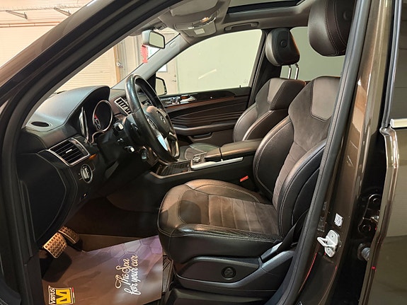 Mercedes-Benz ML350 7 of 20