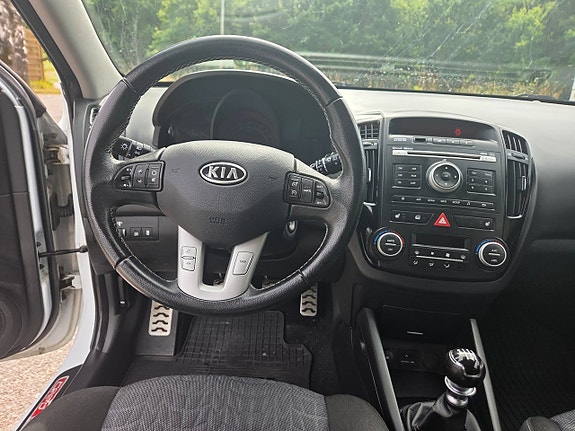 Kia Ceed 11 of 14