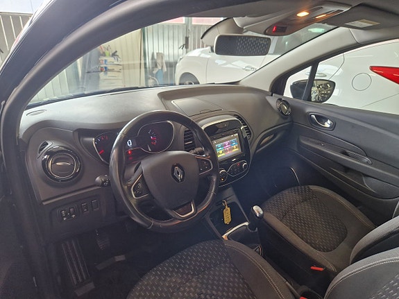 Renault Captur 5 of 21