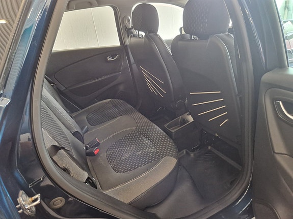 Renault Captur 11 of 21