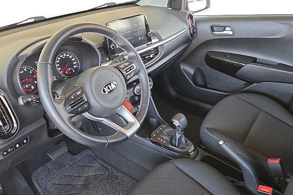Kia Picanto 10 of 19