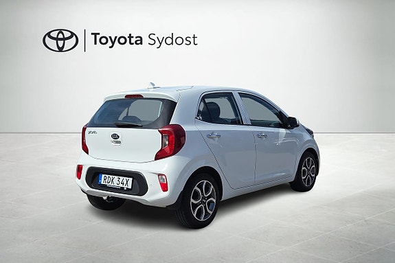 Kia Picanto 8 of 19
