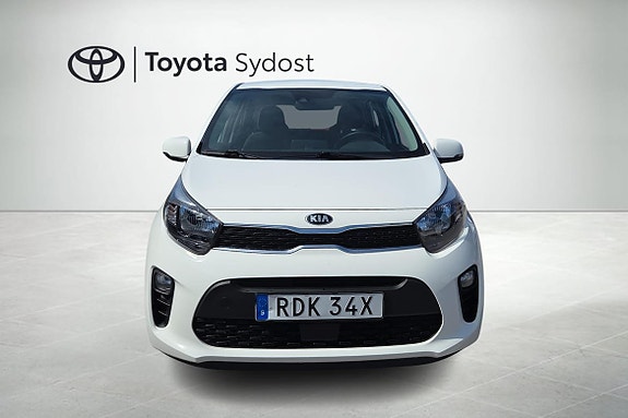 Kia Picanto 2 of 19