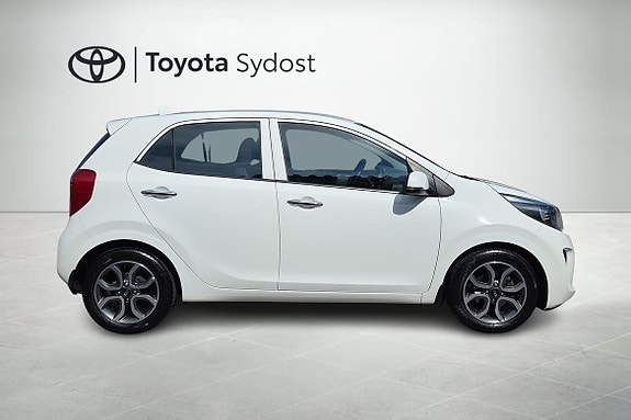 Kia Picanto 7 of 19