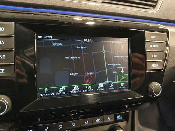 Skoda Superb 20 of 26
