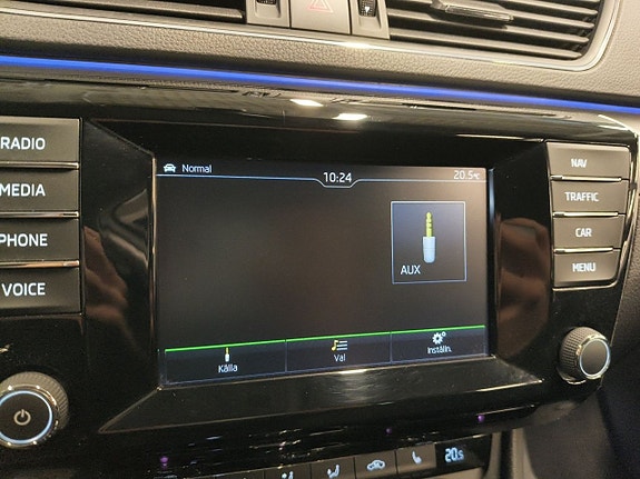 Skoda Superb 18 of 26