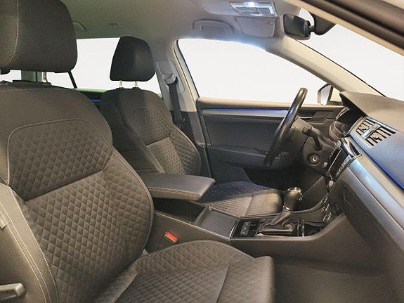 Skoda Superb 15 of 26