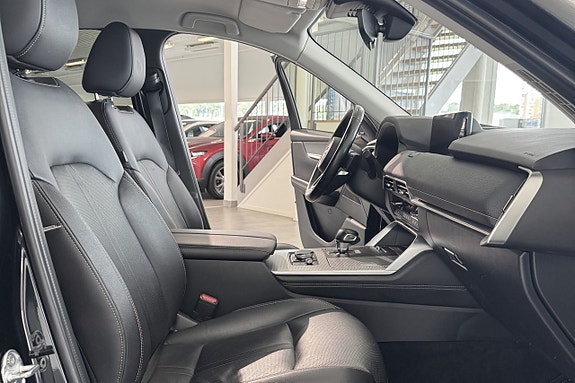 Mazda CX-60 10 of 14