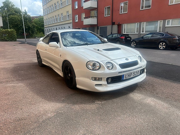 Toyota Celica 2 of 6