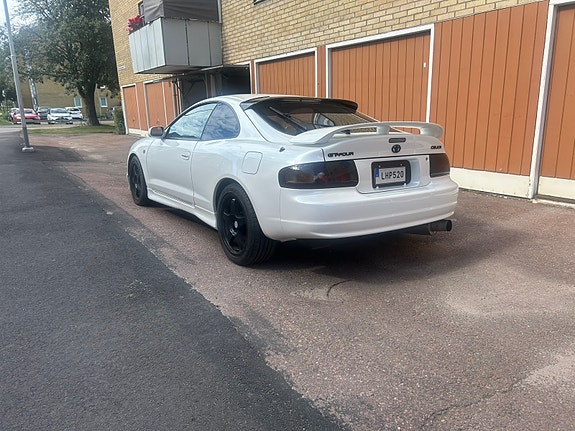 Toyota Celica 4 of 6
