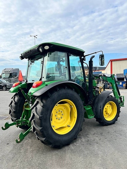 John Deere 5075 E 4 of 19
