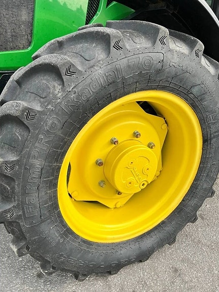 John Deere 5075 E 16 of 19