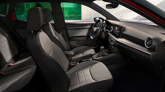 Seat Arona 13 of 26