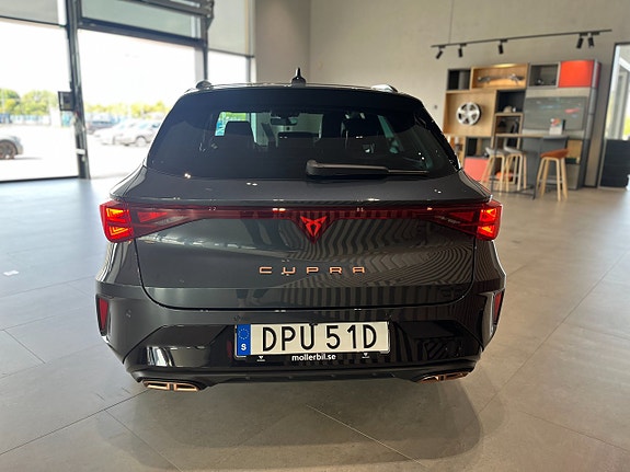 Cupra Leon 5 of 12