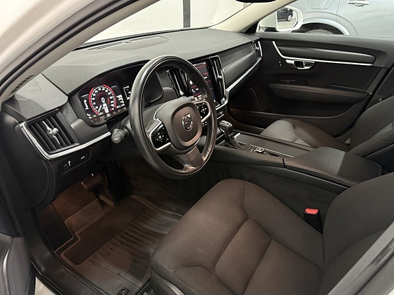 Volvo V90 9 of 11