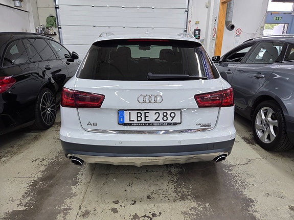 Audi A6 allroad 7 of 18