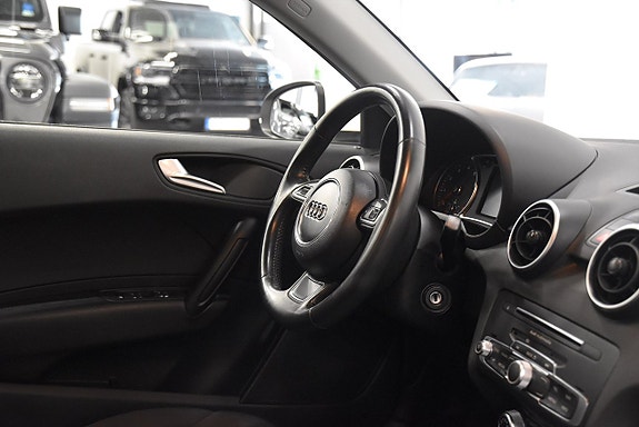 Audi A1 8 of 15