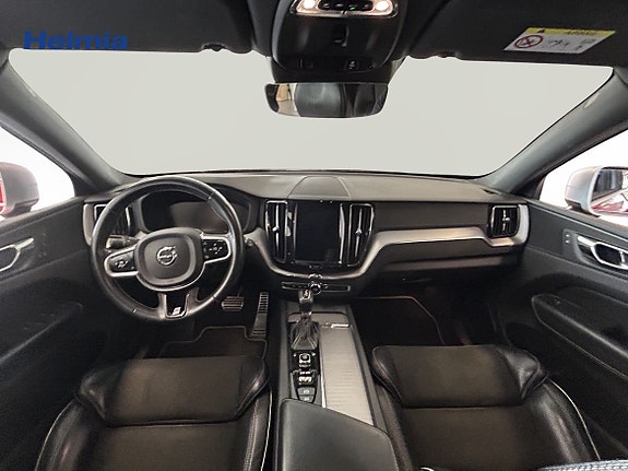 Volvo XC60 6 of 15