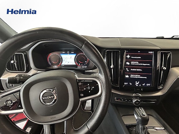 Volvo XC60 12 of 15