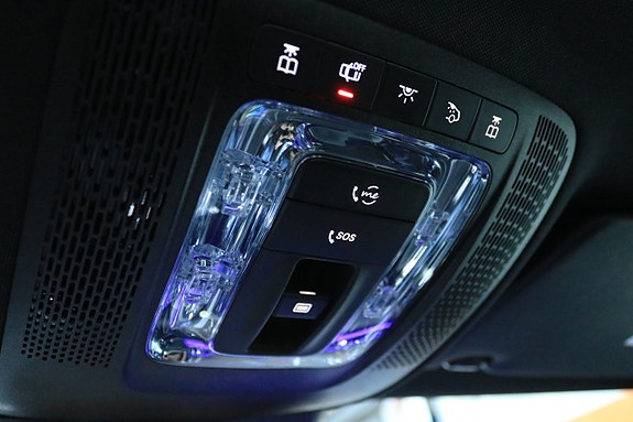 Mercedes-Benz CLA200 28 of 28