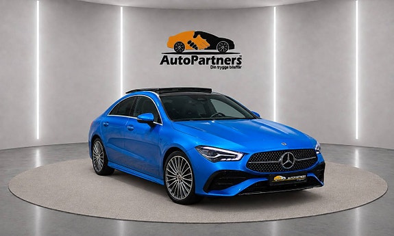 Mercedes-Benz CLA200 2 of 28