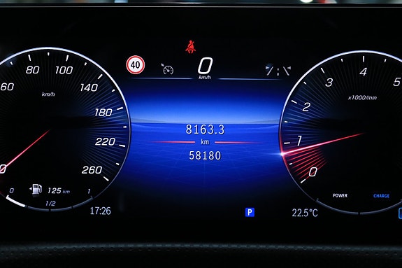 Mercedes-Benz CLA200 19 of 28