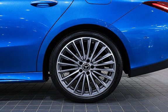 Mercedes-Benz CLA200 9 of 28