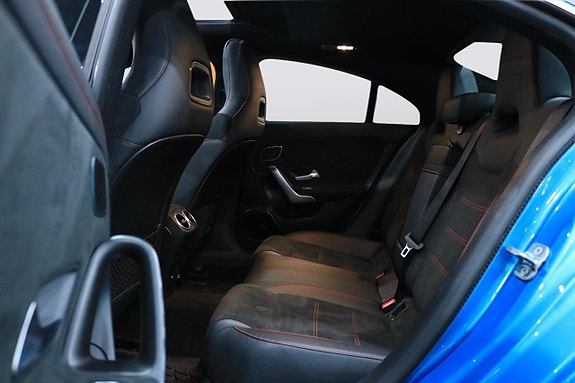 Mercedes-Benz CLA200 7 of 28