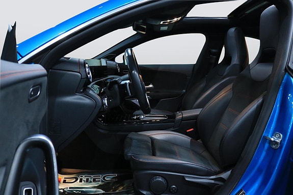Mercedes-Benz CLA200 6 of 28