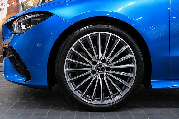 Mercedes-Benz CLA200 23 of 28