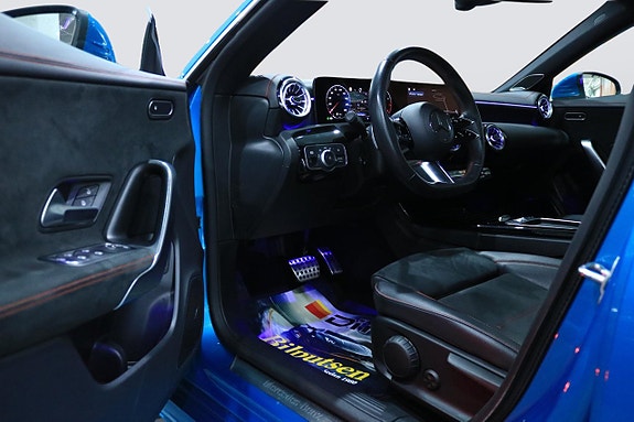 Mercedes-Benz CLA200 5 of 28