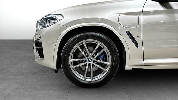 BMW X3 9 of 10