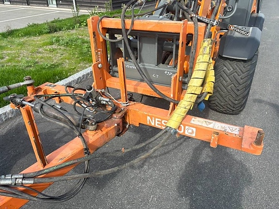 Nesbo Ogräsborste Penselborste UK 700 R / L SMS fäste La 5 of 14