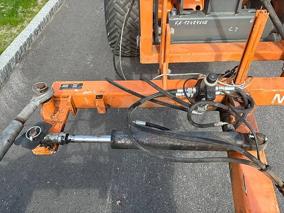 Nesbo Ogräsborste Penselborste UK 700 R / L SMS fäste La 9 of 14