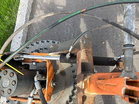 Nesbo Ogräsborste Penselborste UK 700 R / L SMS fäste La 10 of 14