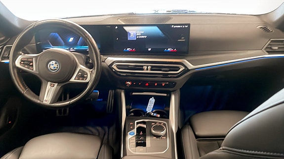 BMW i4 4 of 9