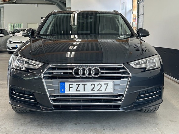 Audi A4 2 of 19