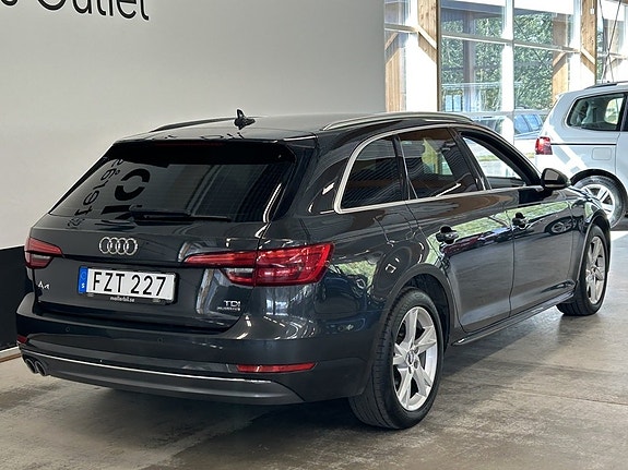 Audi A4 6 of 19