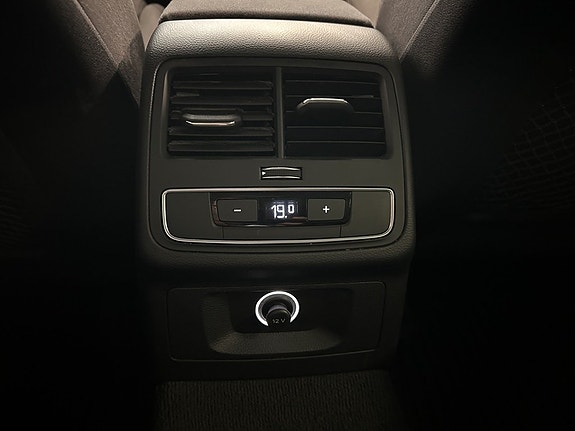 Audi A4 11 of 19