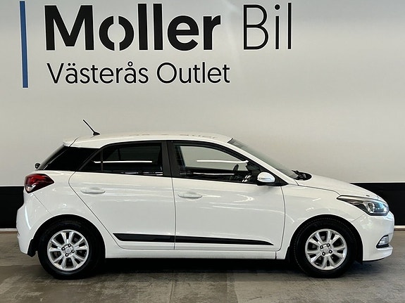 Hyundai i20 5 of 16