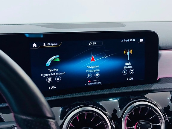 Mercedes-Benz A250 14 of 26