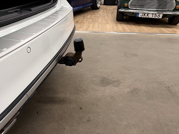 Volkswagen Passat Alltrack 7 of 11
