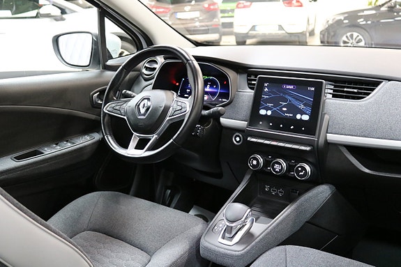 Renault Zoe 21 of 21