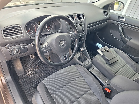 Volkswagen Golf VI 15 of 15