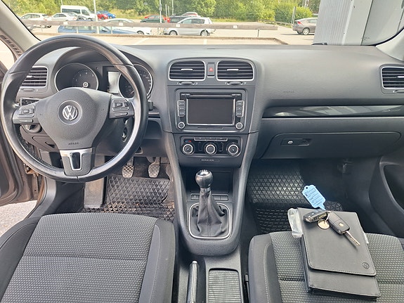Volkswagen Golf VI 6 of 15