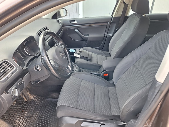 Volkswagen Golf VI 14 of 15