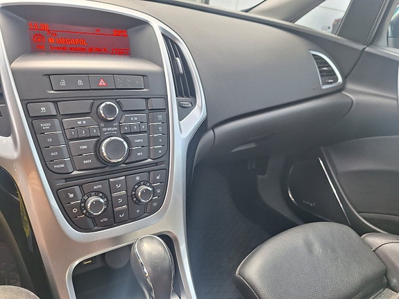 Opel Astra 9 of 13